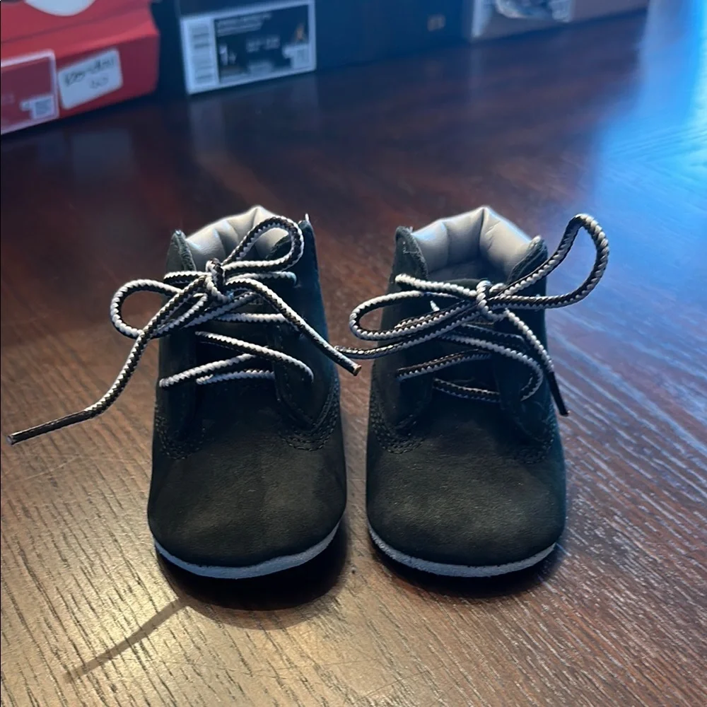 Timberland Infant Crib Boots Black Baby Booties Lace Up Size 0